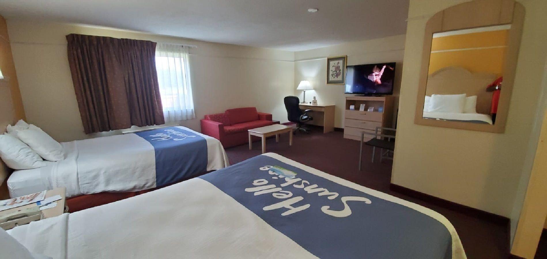 Days Inn By Wyndham Kansas City International Airport Εξωτερικό φωτογραφία